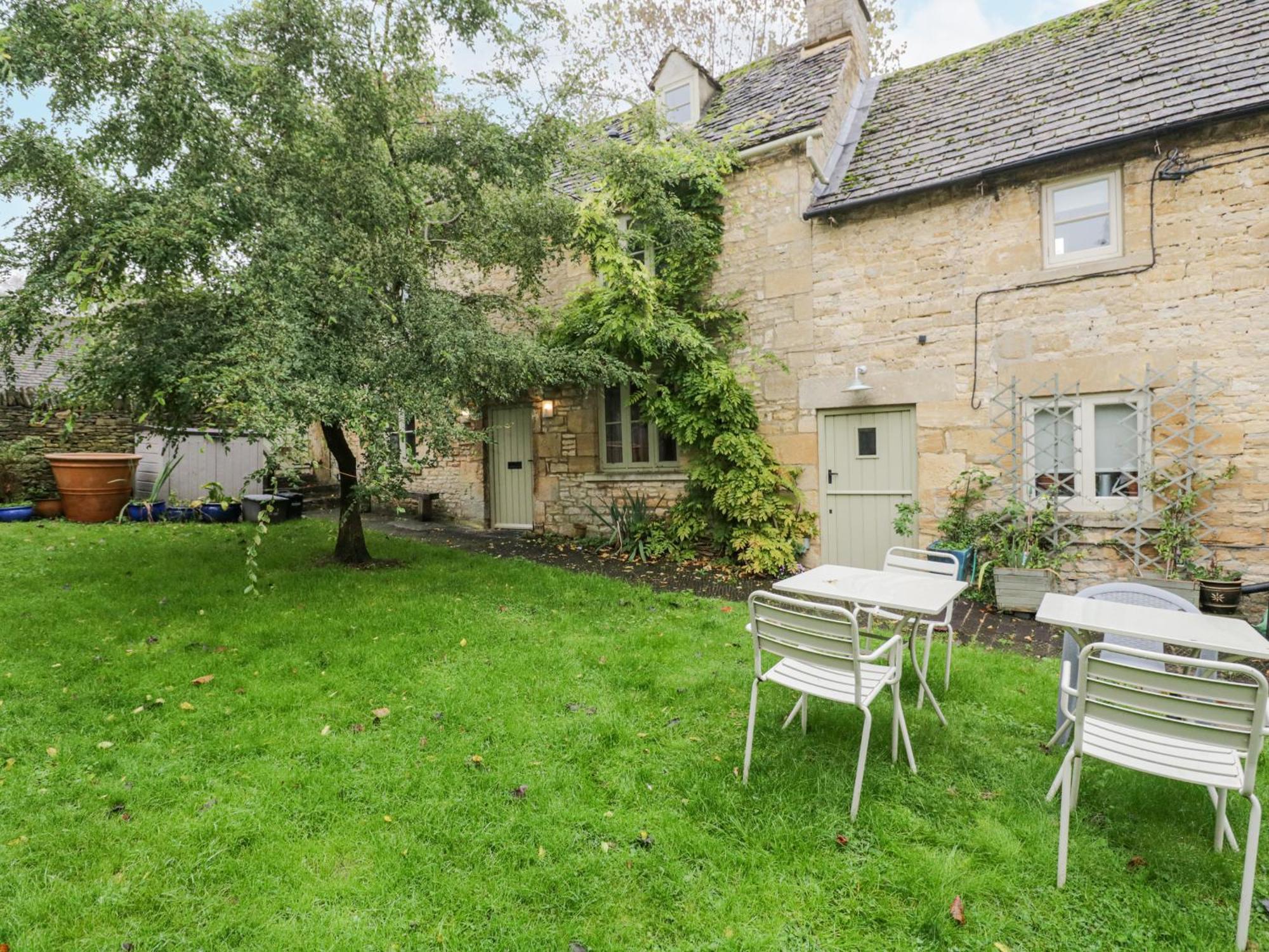 Holiday home Tannery Burford
